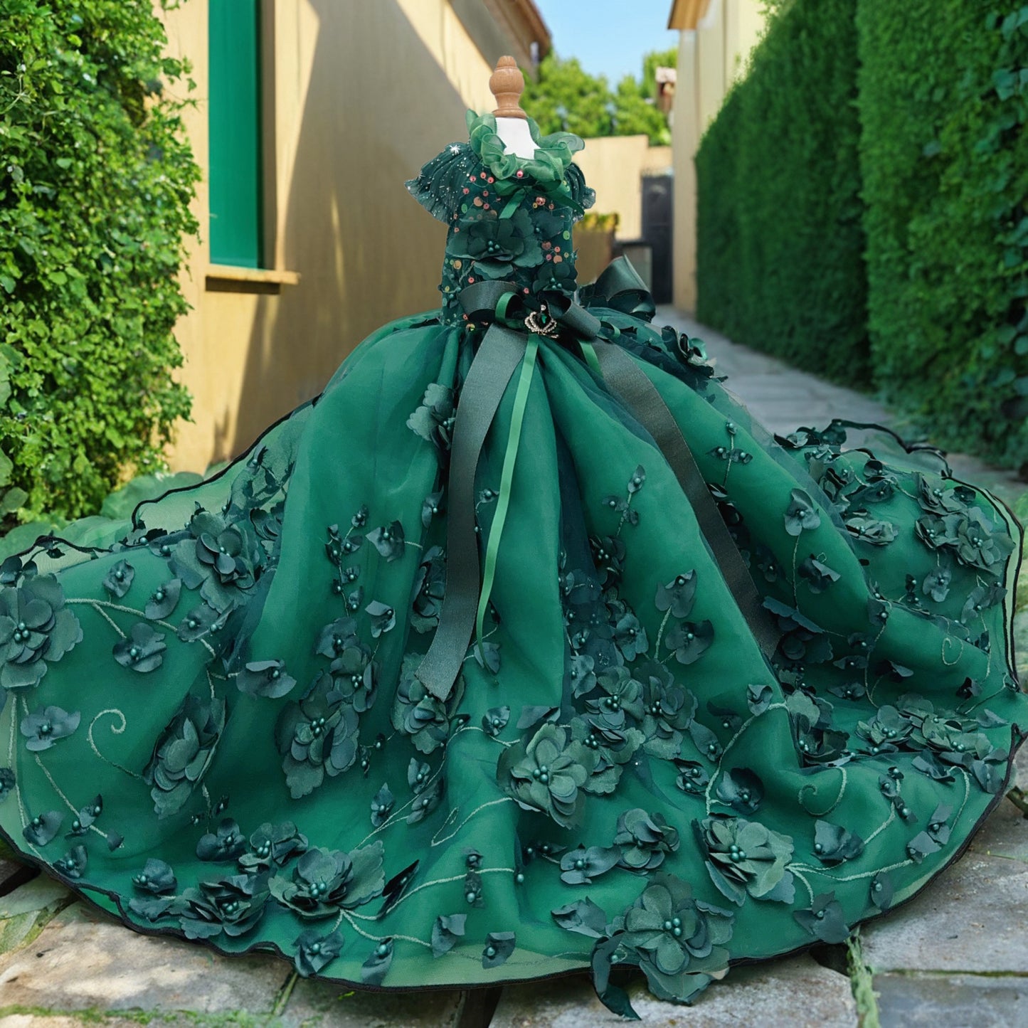 3D Flower Pearl Long Trailing Pet Wedding Dress