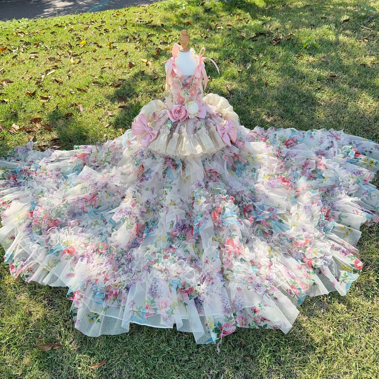 3D Rose Removable Long Trailing Pet Dress